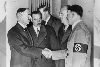 chamberlain - hitler